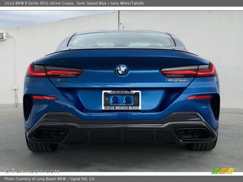 Sonic Speed Blue / Ivory White/Tartufo 2019 BMW 8 Series 850i xDrive Coupe