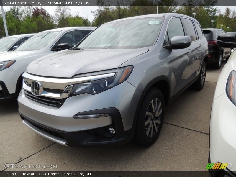 Lunar Silver Metallic / Gray 2019 Honda Pilot EX