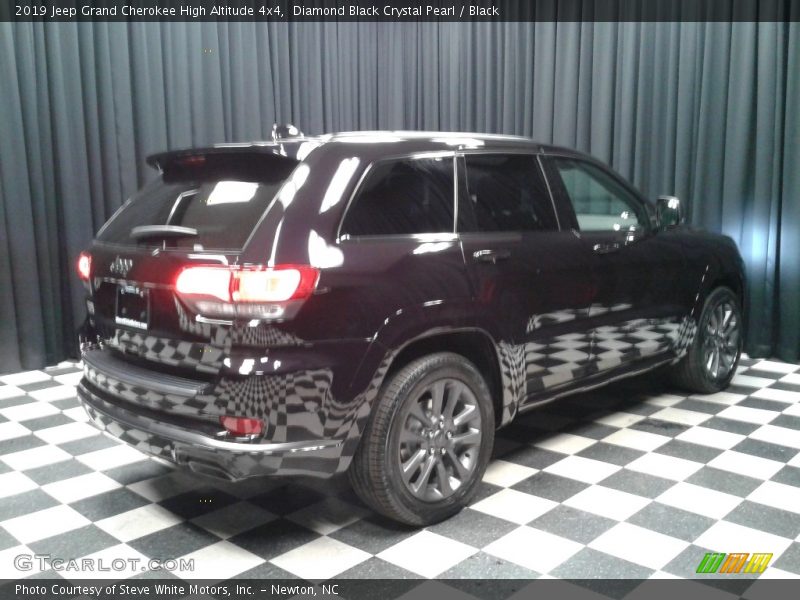 Diamond Black Crystal Pearl / Black 2019 Jeep Grand Cherokee High Altitude 4x4