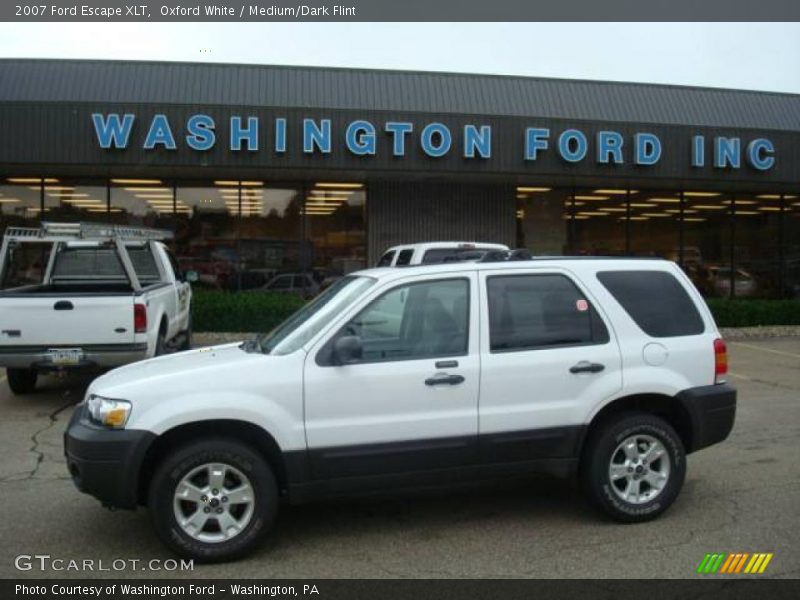 Oxford White / Medium/Dark Flint 2007 Ford Escape XLT