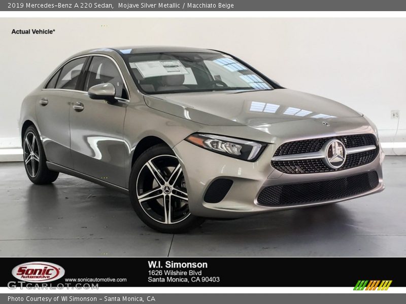 Mojave Silver Metallic / Macchiato Beige 2019 Mercedes-Benz A 220 Sedan