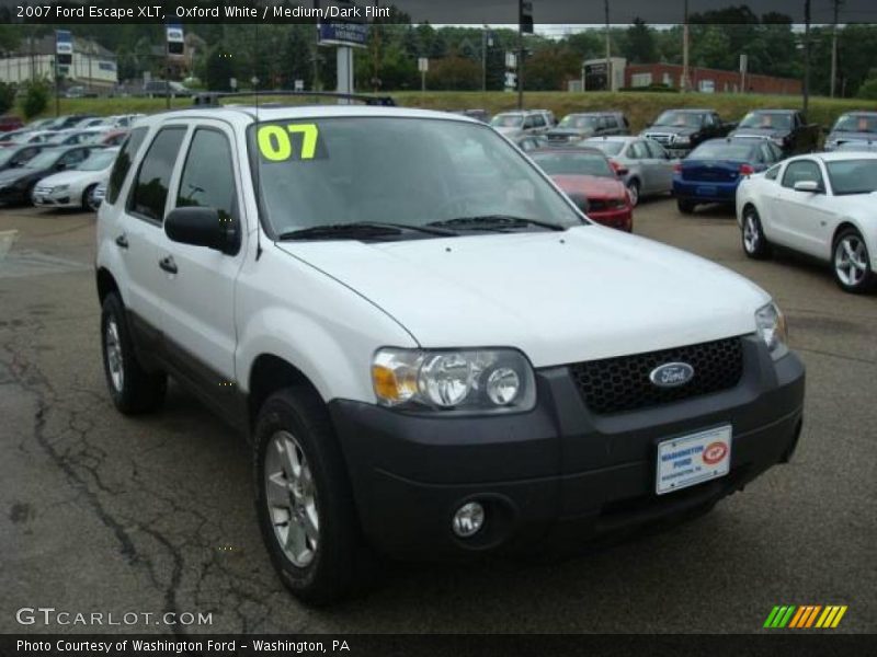 Oxford White / Medium/Dark Flint 2007 Ford Escape XLT