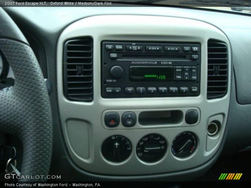 Oxford White / Medium/Dark Flint 2007 Ford Escape XLT