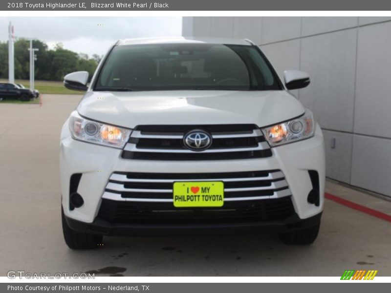 Blizzard White Pearl / Black 2018 Toyota Highlander LE