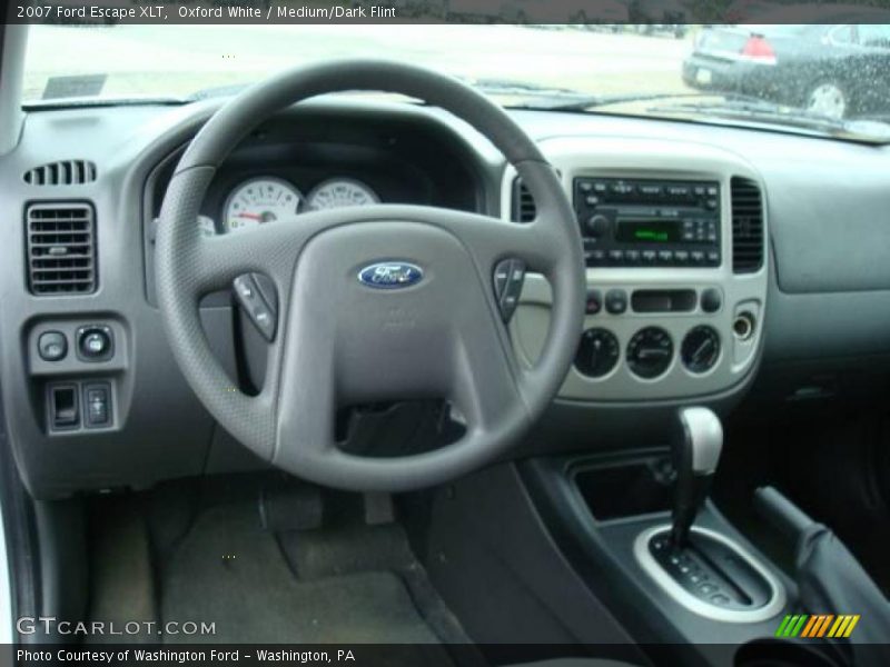 Oxford White / Medium/Dark Flint 2007 Ford Escape XLT