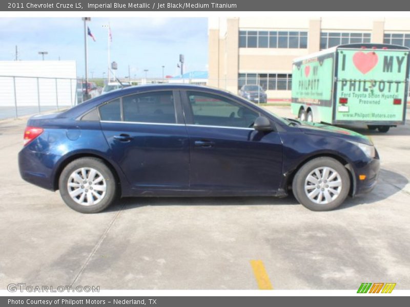 Imperial Blue Metallic / Jet Black/Medium Titanium 2011 Chevrolet Cruze LS