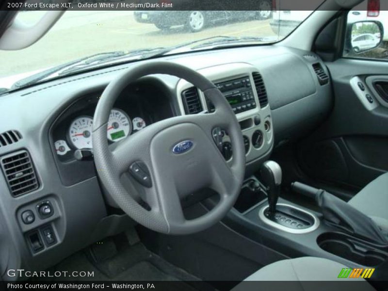 Oxford White / Medium/Dark Flint 2007 Ford Escape XLT