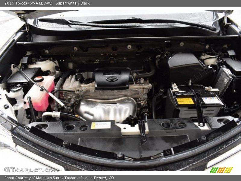 Super White / Black 2016 Toyota RAV4 LE AWD
