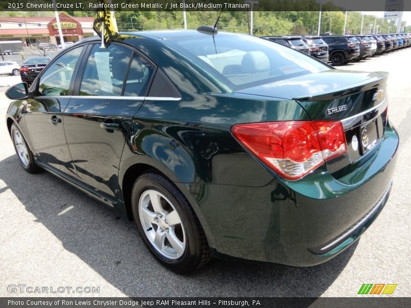 Rainforest Green Metallic / Jet Black/Medium Titanium 2015 Chevrolet Cruze LT
