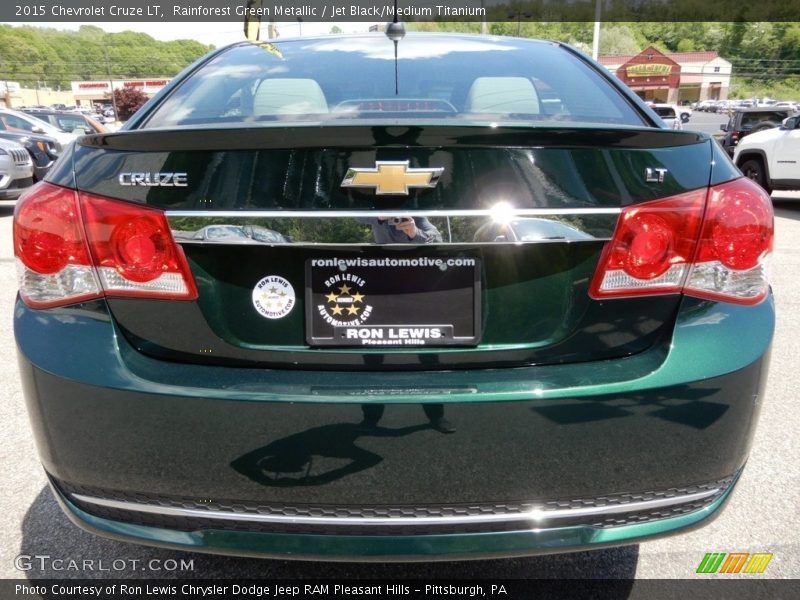 Rainforest Green Metallic / Jet Black/Medium Titanium 2015 Chevrolet Cruze LT