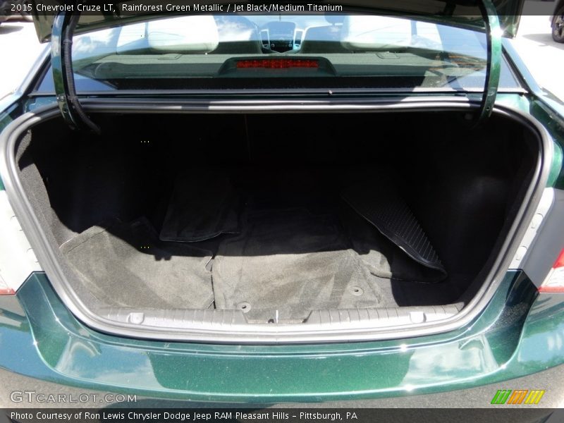 Rainforest Green Metallic / Jet Black/Medium Titanium 2015 Chevrolet Cruze LT