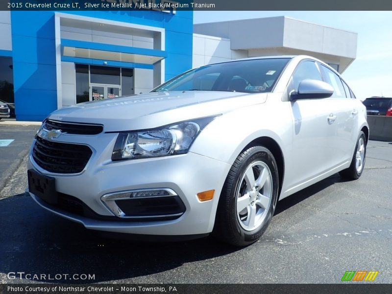 Silver Ice Metallic / Jet Black/Medium Titanium 2015 Chevrolet Cruze LT