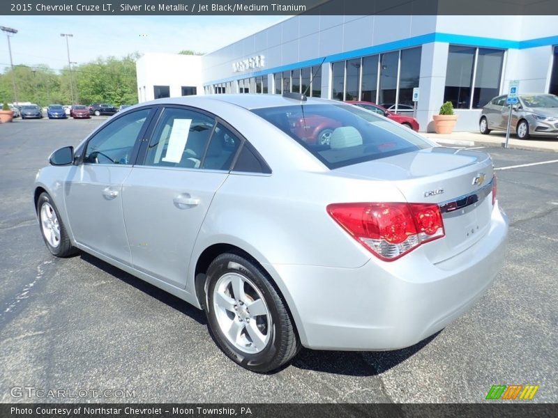 Silver Ice Metallic / Jet Black/Medium Titanium 2015 Chevrolet Cruze LT
