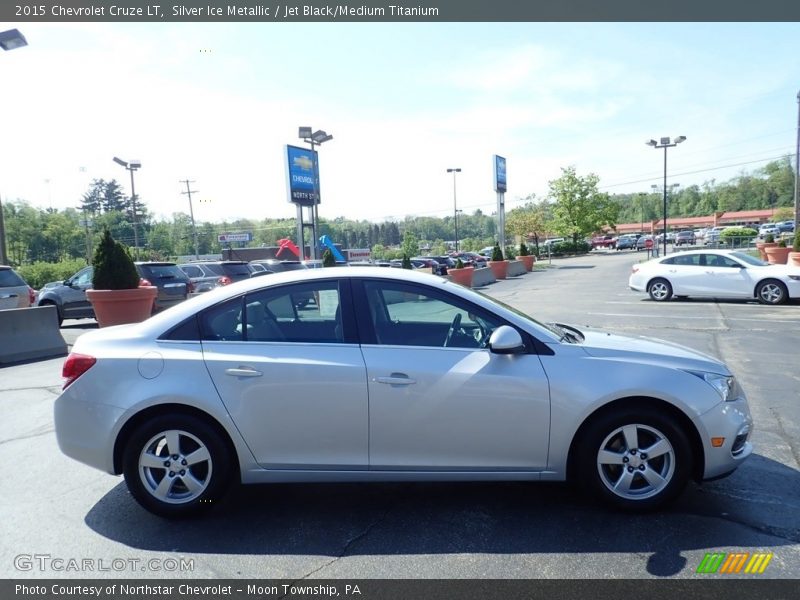 Silver Ice Metallic / Jet Black/Medium Titanium 2015 Chevrolet Cruze LT