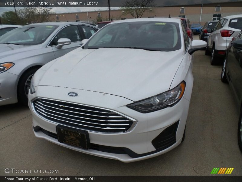 White Platinum / Ebony 2019 Ford Fusion Hybrid SE