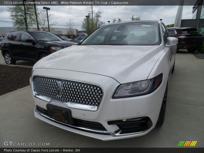 White Platinum Metallic Tri-Coat / Cappuccino 2019 Lincoln Continental Select AWD