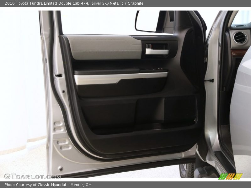 Silver Sky Metallic / Graphite 2016 Toyota Tundra Limited Double Cab 4x4
