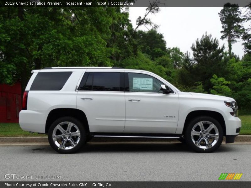 Iridescent Pearl Tricoat / Cocoa/Dune 2019 Chevrolet Tahoe Premier