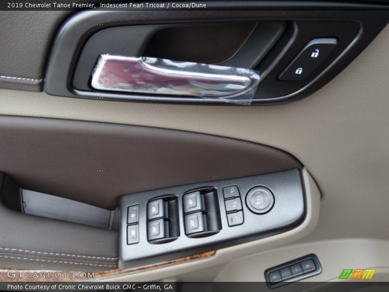 Iridescent Pearl Tricoat / Cocoa/Dune 2019 Chevrolet Tahoe Premier