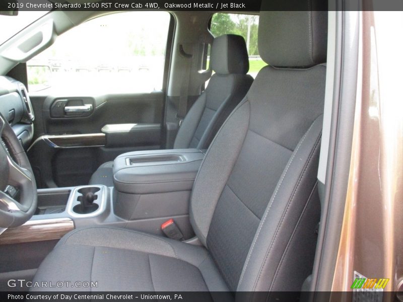 Oakwood Metallc / Jet Black 2019 Chevrolet Silverado 1500 RST Crew Cab 4WD