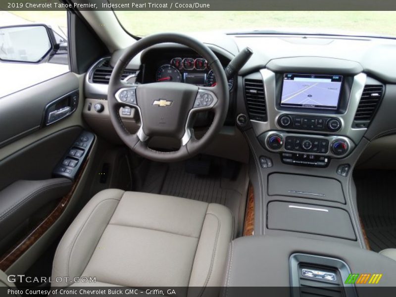 Iridescent Pearl Tricoat / Cocoa/Dune 2019 Chevrolet Tahoe Premier