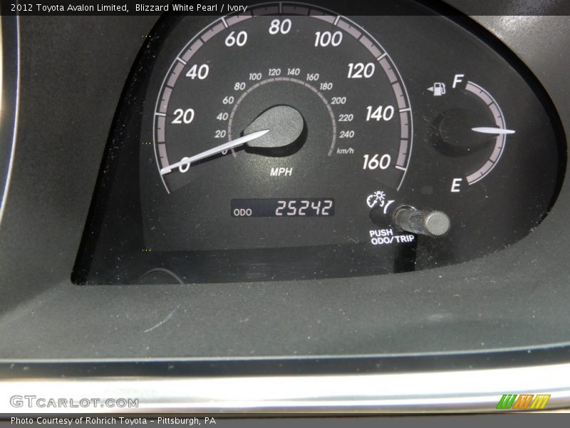 Blizzard White Pearl / Ivory 2012 Toyota Avalon Limited