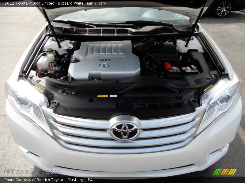 Blizzard White Pearl / Ivory 2012 Toyota Avalon Limited