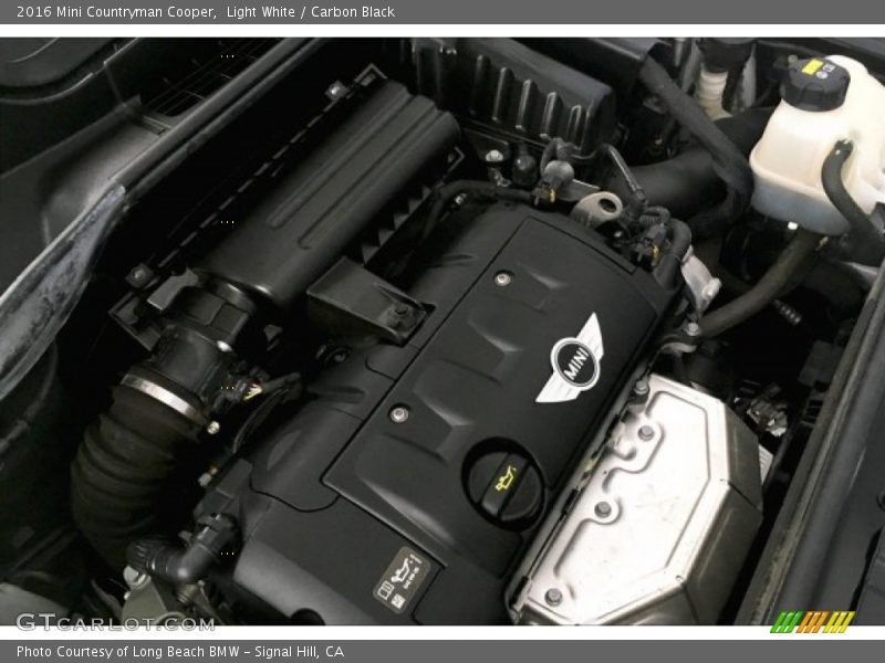 Light White / Carbon Black 2016 Mini Countryman Cooper