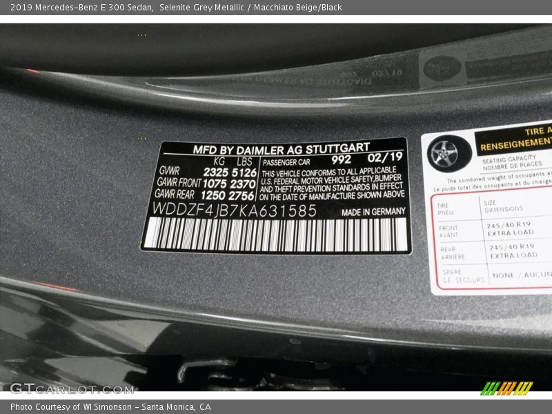 Selenite Grey Metallic / Macchiato Beige/Black 2019 Mercedes-Benz E 300 Sedan