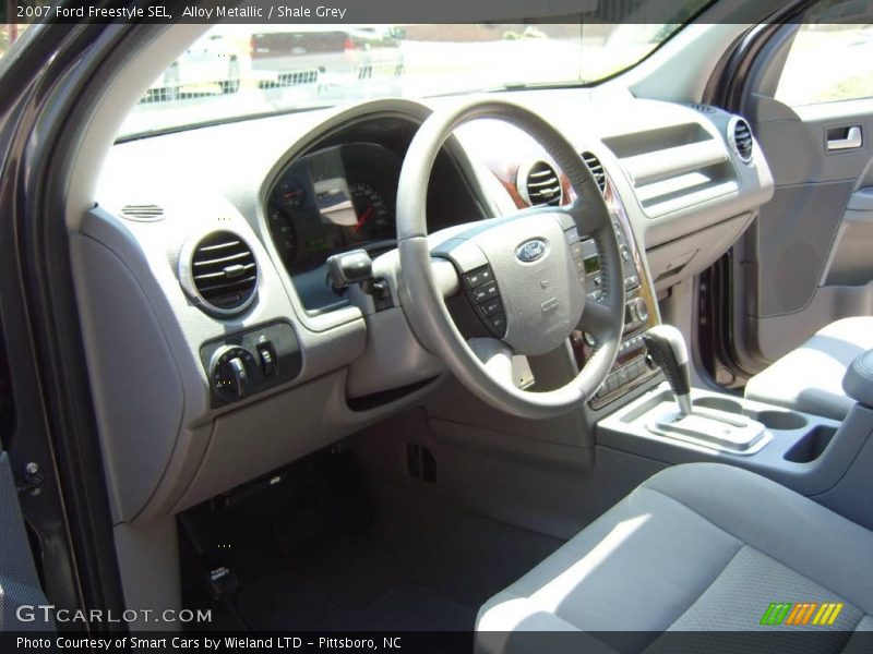 Alloy Metallic / Shale Grey 2007 Ford Freestyle SEL