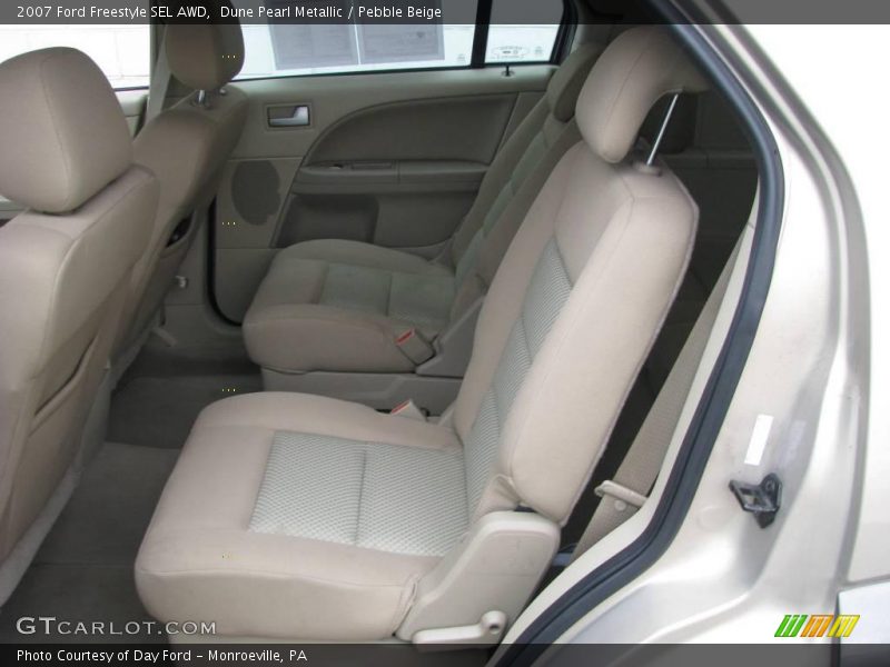 Dune Pearl Metallic / Pebble Beige 2007 Ford Freestyle SEL AWD