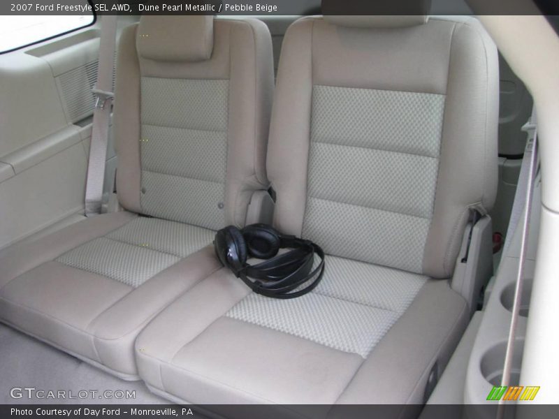 Dune Pearl Metallic / Pebble Beige 2007 Ford Freestyle SEL AWD