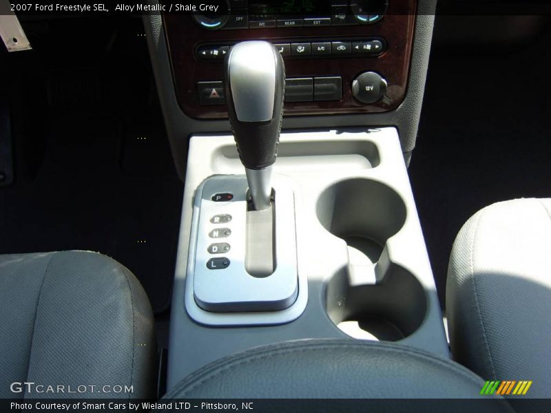 Alloy Metallic / Shale Grey 2007 Ford Freestyle SEL