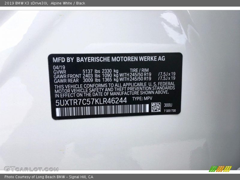 Alpine White / Black 2019 BMW X3 sDrive30i
