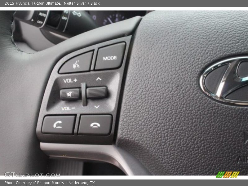 Molten Silver / Black 2019 Hyundai Tucson Ultimate