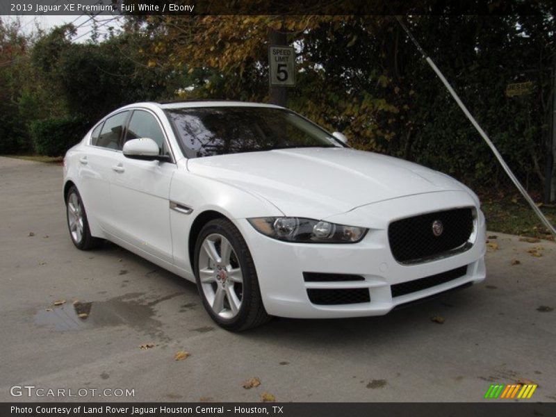 Fuji White / Ebony 2019 Jaguar XE Premium