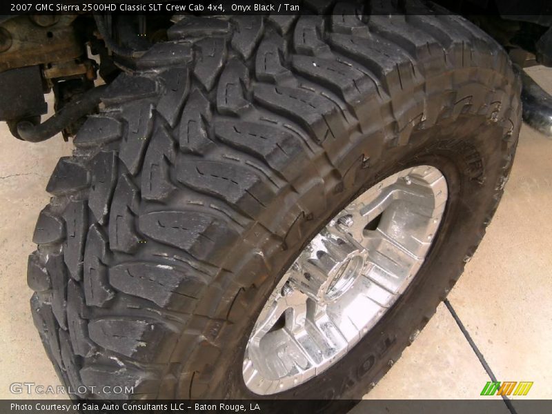 Onyx Black / Tan 2007 GMC Sierra 2500HD Classic SLT Crew Cab 4x4
