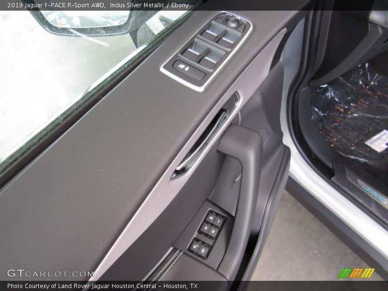 Indus Silver Metallic / Ebony 2019 Jaguar F-PACE R-Sport AWD