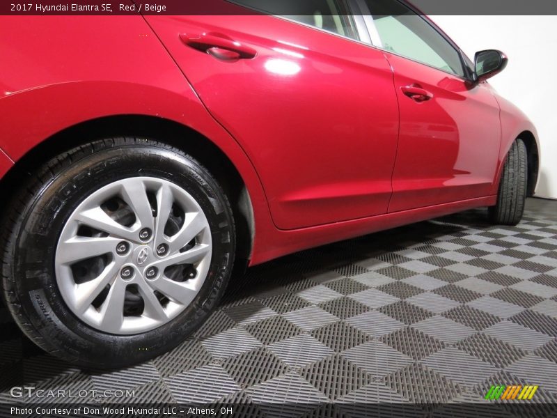 Red / Beige 2017 Hyundai Elantra SE