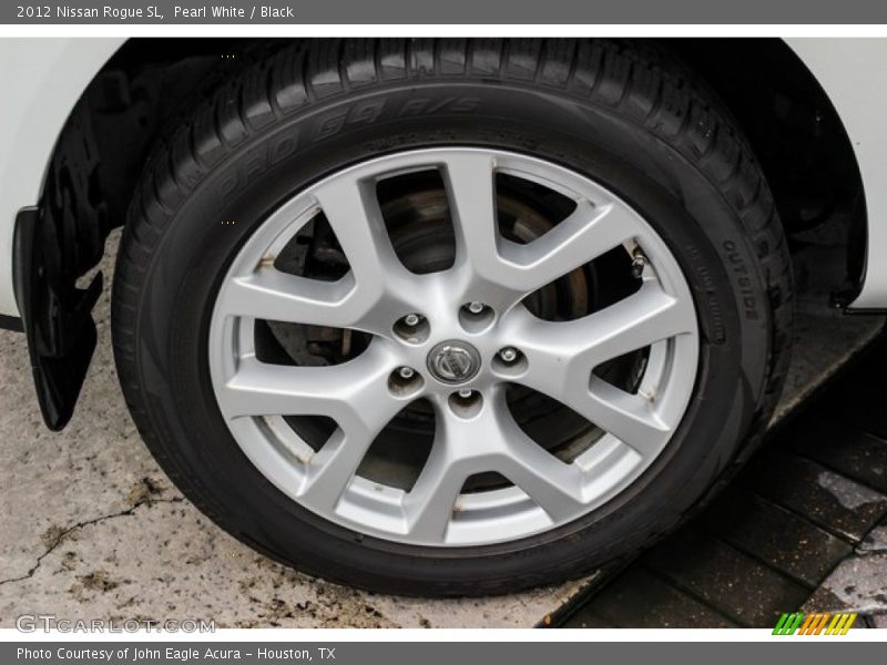 Pearl White / Black 2012 Nissan Rogue SL