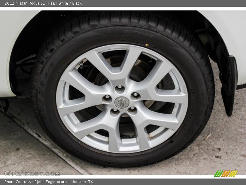 Pearl White / Black 2012 Nissan Rogue SL