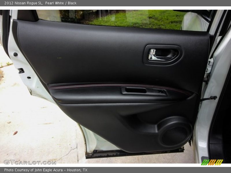 Pearl White / Black 2012 Nissan Rogue SL