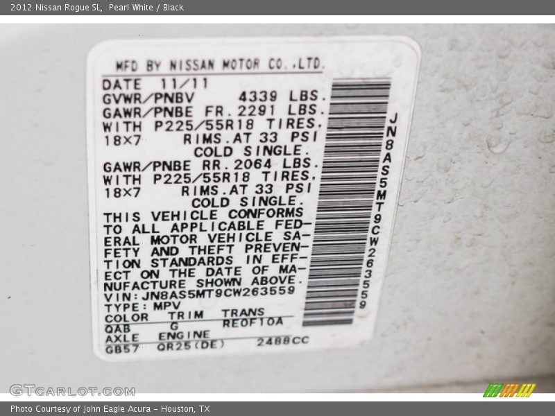 Pearl White / Black 2012 Nissan Rogue SL