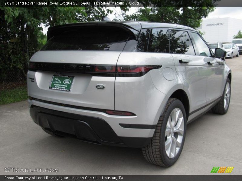 Seoul Pearl Silver Metallic / Cloud 2020 Land Rover Range Rover Evoque SE