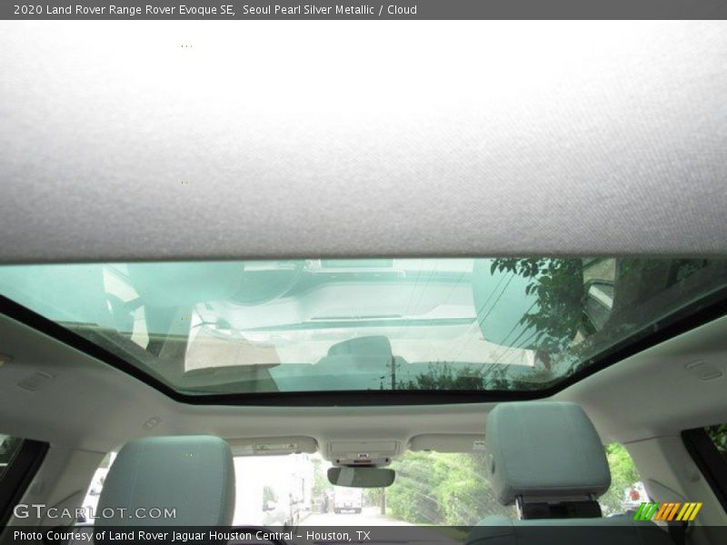 Seoul Pearl Silver Metallic / Cloud 2020 Land Rover Range Rover Evoque SE