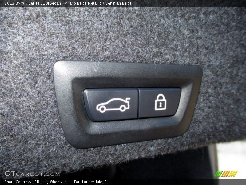 Milano Beige Metallic / Venetian Beige 2013 BMW 5 Series 528i Sedan