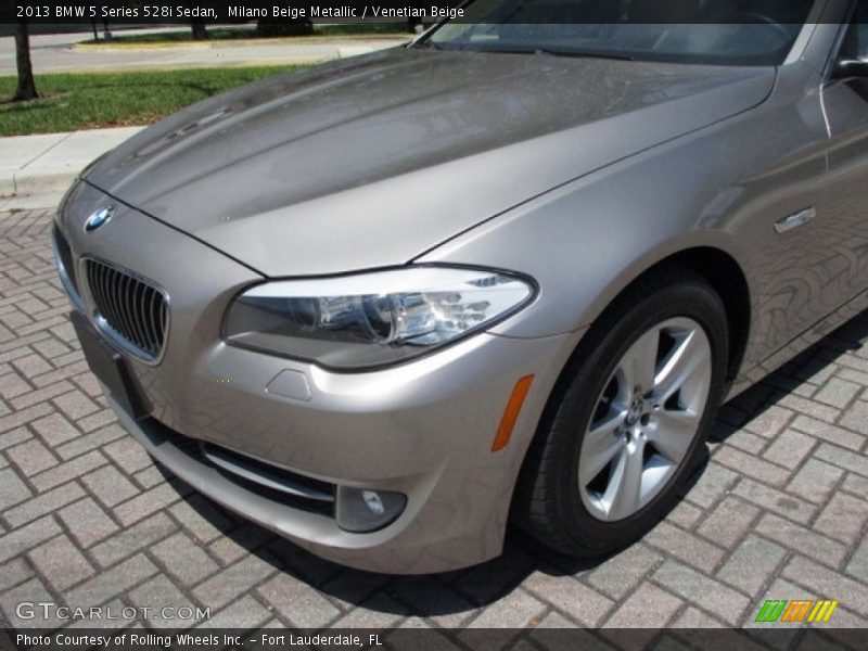 Milano Beige Metallic / Venetian Beige 2013 BMW 5 Series 528i Sedan