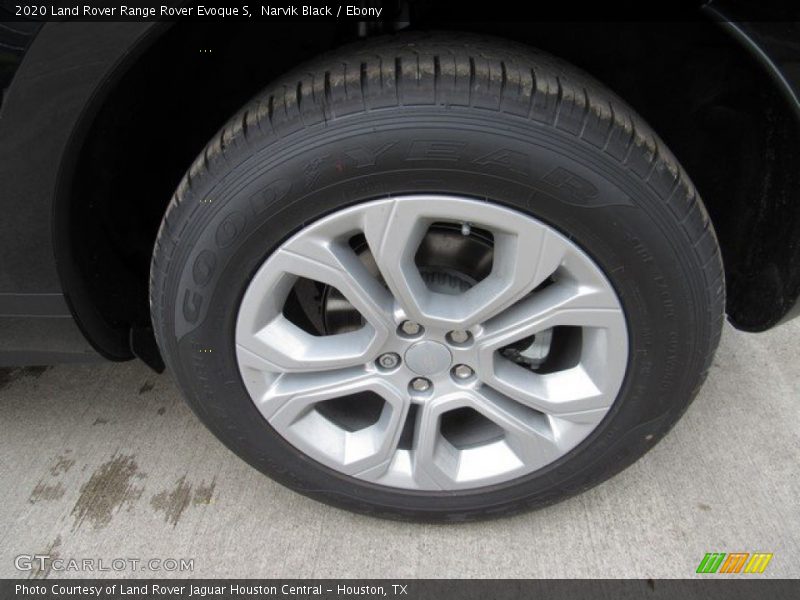  2020 Range Rover Evoque S Wheel