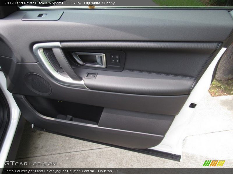 Fuji White / Ebony 2019 Land Rover Discovery Sport HSE Luxury