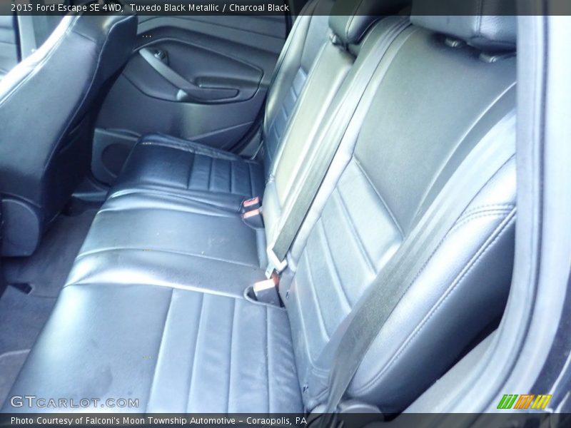 Tuxedo Black Metallic / Charcoal Black 2015 Ford Escape SE 4WD